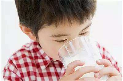 兒童羊奶粉什么時候喝最好?